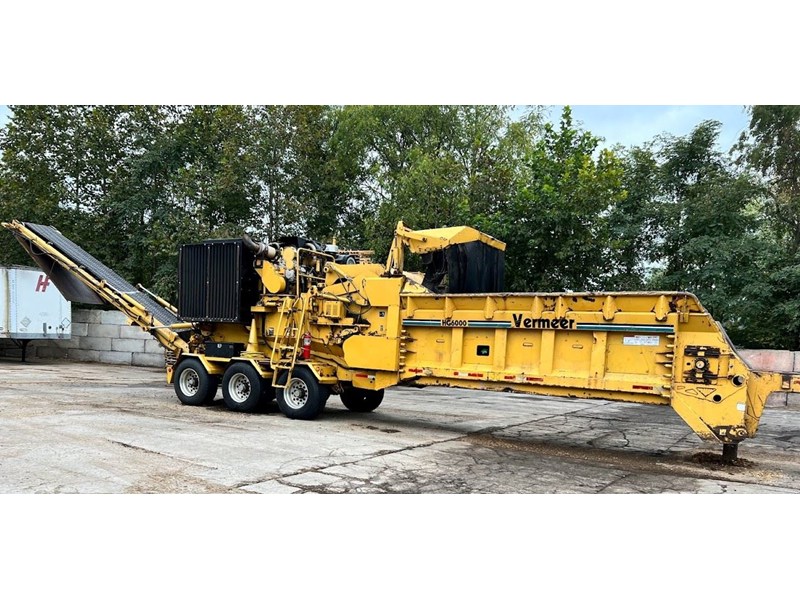 2006 Vermeer HG6000 Mobile Wood Grinder